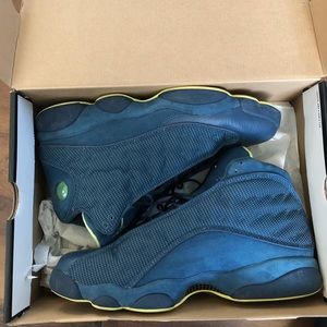 Air Jordan 13 Squadron Blue